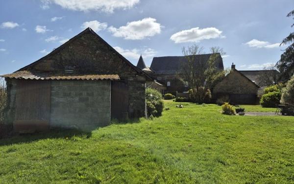 Maison à vendre    6 pièces •  Pouancé