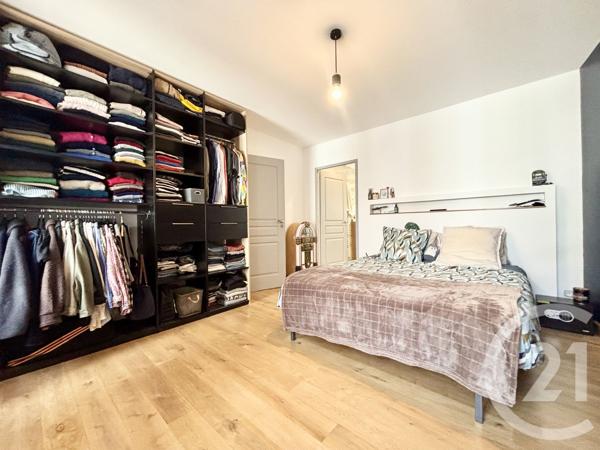 Maison à vendre  5 pièces - 129,88 m 2   FEYTIAT  - 87