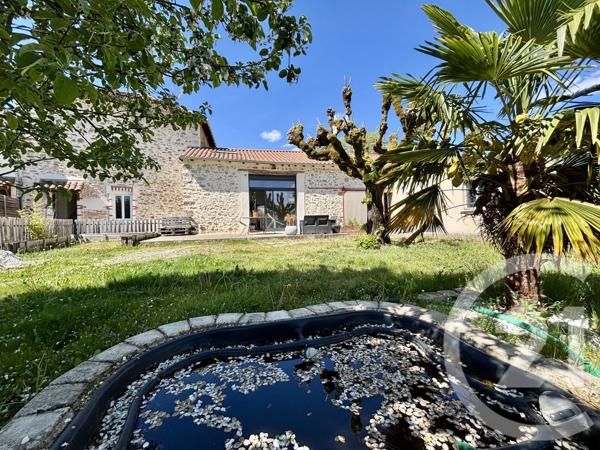 Maison à vendre  5 pièces - 129,88 m 2   FEYTIAT  - 87