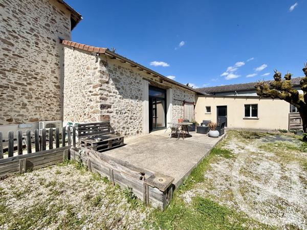 Maison à vendre  5 pièces - 129,88 m 2   FEYTIAT  - 87