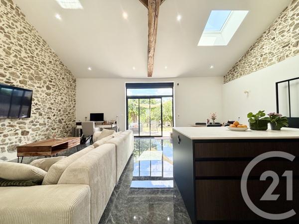 Maison à vendre  5 pièces - 129,88 m 2   FEYTIAT  - 87