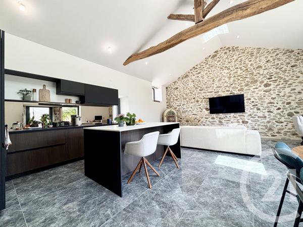 Maison à vendre  5 pièces - 129,88 m 2   FEYTIAT  - 87