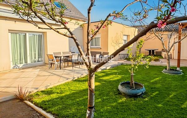 SAINT -BRIEUC : Maison lumineuse - Vie de plain pied - Proche commodités