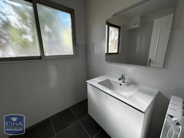 Appartement à louer 4 pièces 78.11m²