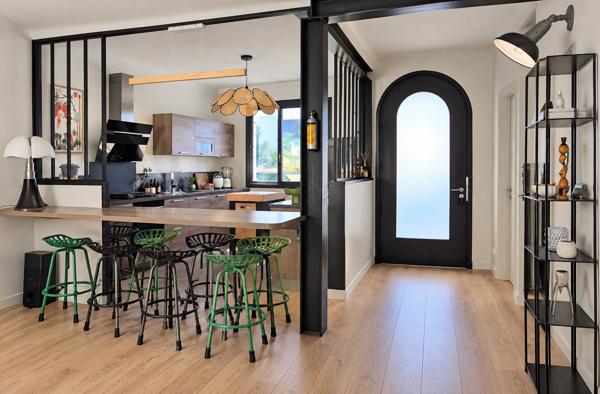 LA ROCHELLE – Élégante maison familiale rénovée à proximité du centre-ville