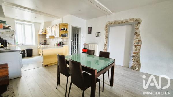 Maison à vendre 7 pièces 145 m² Villieu-Loyes-Mollon