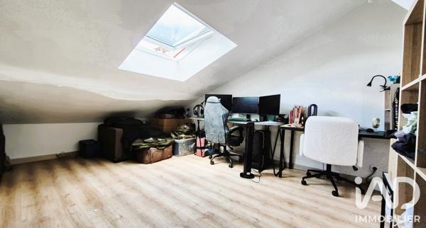 Maison à vendre 7 pièces 145 m² Villieu-Loyes-Mollon