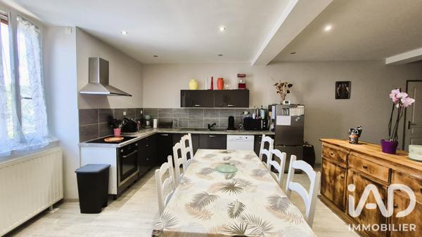 Maison à vendre 7 pièces 145 m² Villieu-Loyes-Mollon
