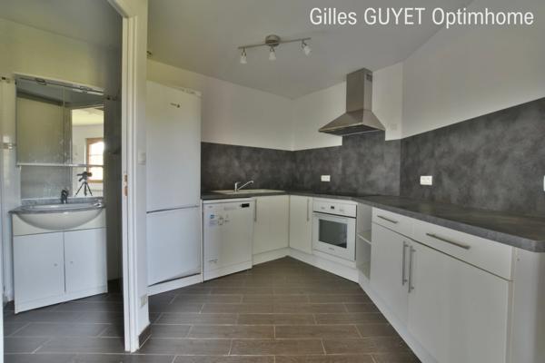 MAISON DE CARACTÈRE,T7,163M², 335000€ Dépendance. Terrain de 8000M²