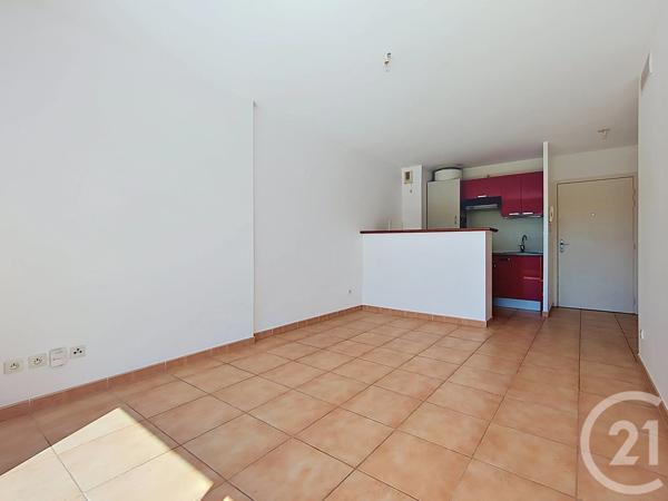 Appartement T3 à vendre  3 pièces - 51,20 m 2   MARSEILLE  - 13008