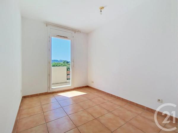 Appartement T3 à vendre  3 pièces - 51,20 m 2   MARSEILLE  - 13008