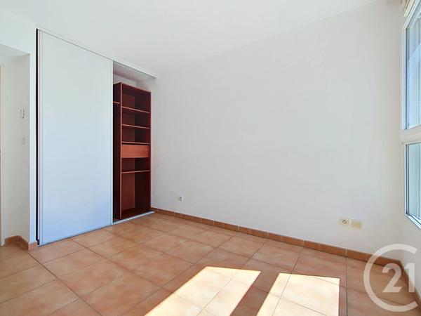 Appartement T3 à vendre  3 pièces - 51,20 m 2   MARSEILLE  - 13008