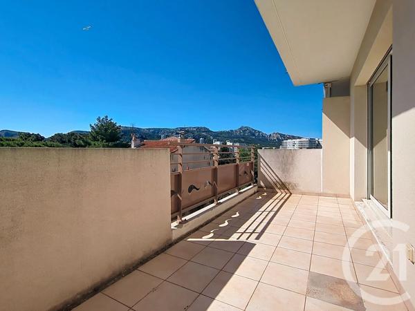 Appartement T3 à vendre  3 pièces - 51,20 m 2   MARSEILLE  - 13008