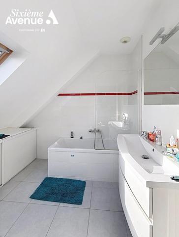 Maison 5 pièces 99.77 m2
