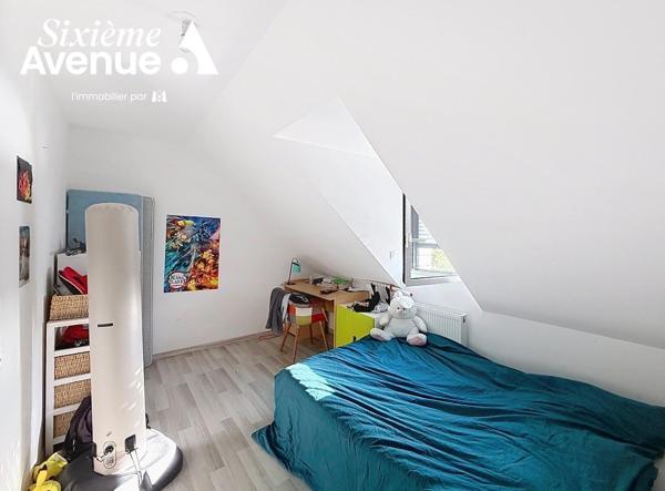 Maison 5 pièces 99.77 m2