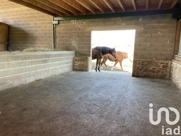 Maison rustique 6 pièces de 245 m² à La Coquille (24450)