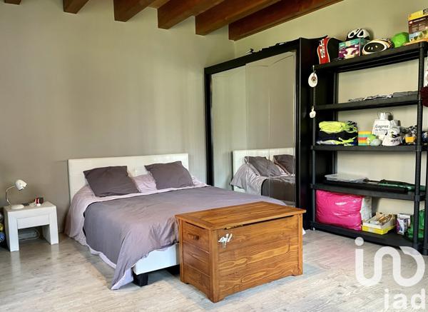 Maison rustique 6 pièces de 245 m² à La Coquille (24450)