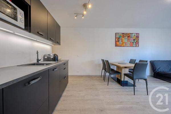 Appartement T4 à vendre  5 pièces - 99,85 m 2   RUMILLY  - 74