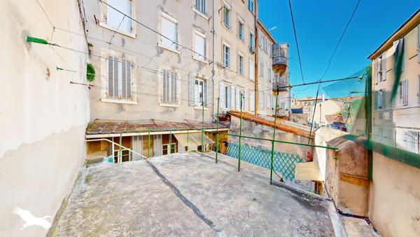Appartement 260 000 € Marseille 05 3 p 63 m² DPE D