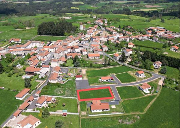 Terrain
        
        - 787 m² Exclusivité 23 575 € *