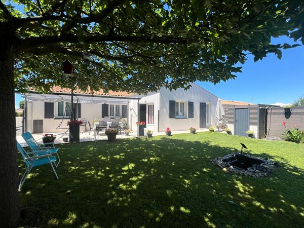 MAISON PLAIN PIED PROCHE MER PORT DES BARQUES