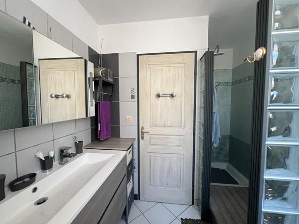 MAISON PLAIN PIED PROCHE MER PORT DES BARQUES