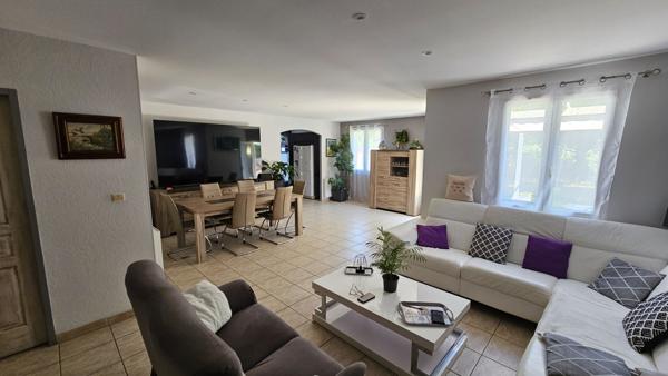 MAISON PLAIN PIED PROCHE MER PORT DES BARQUES