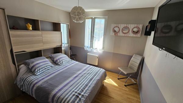 MAISON PLAIN PIED PROCHE MER PORT DES BARQUES