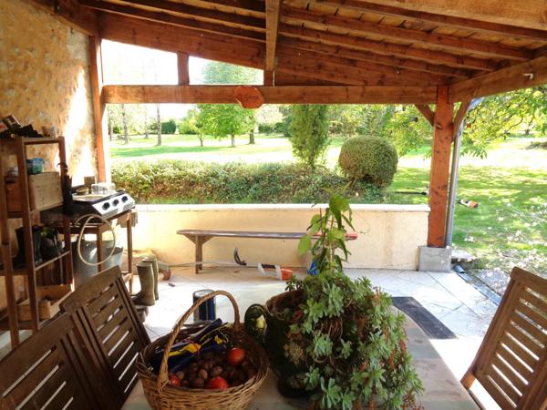 Superbe propriété de campagne, 232 m², 5732 m² de terrain constructibles, au calme