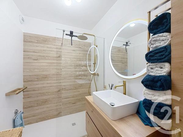 Appartement F2 à vendre  2 pièces - 52,90 m 2   NICE  - 06