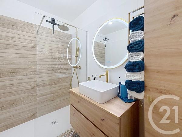 Appartement F2 à vendre  2 pièces - 52,90 m 2   NICE  - 06
