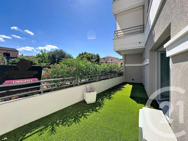 Appartement F2 à vendre  2 pièces - 45,75 m 2   LA ROQUETTE SUR SIAGNE  - 06