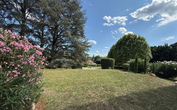 Appartement à vendre    4 pièces • 84,66 m2 Écully