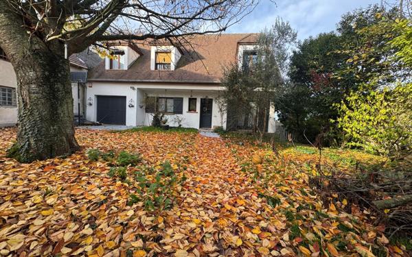 Maison à louer    7 pièces •  Le Plessis-Placy