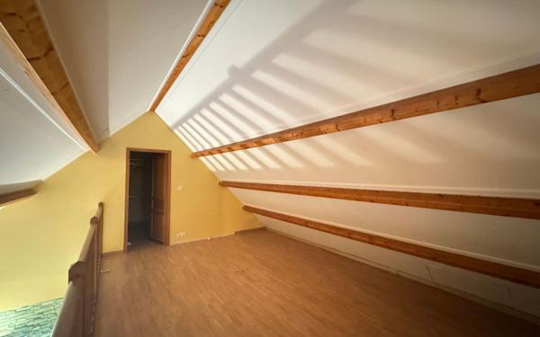 Maison à louer    7 pièces •  Le Plessis-Placy