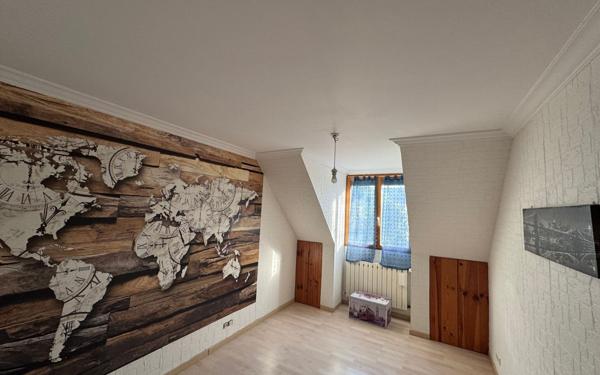 Maison à louer    7 pièces •  Le Plessis-Placy