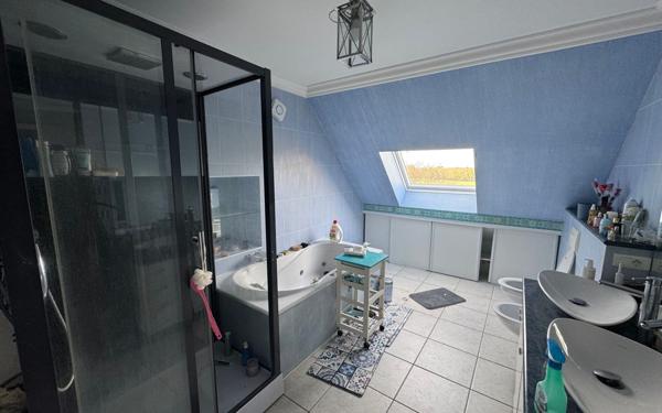 Maison à louer    7 pièces •  Le Plessis-Placy