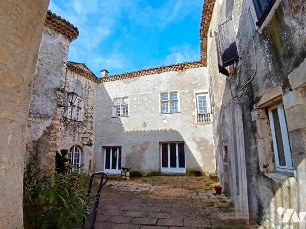 Propriété en pierres 550 m2 avec terrain de plus de 4 hectares