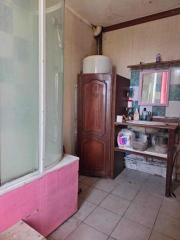 Maison  5 pièce(s) 120 m2  a rénové complètement