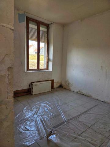 Maison  5 pièce(s) 120 m2  a rénové complètement