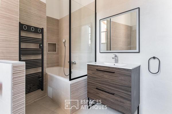 Appartement de caractère rénové et garage au coeur de Toulouse
