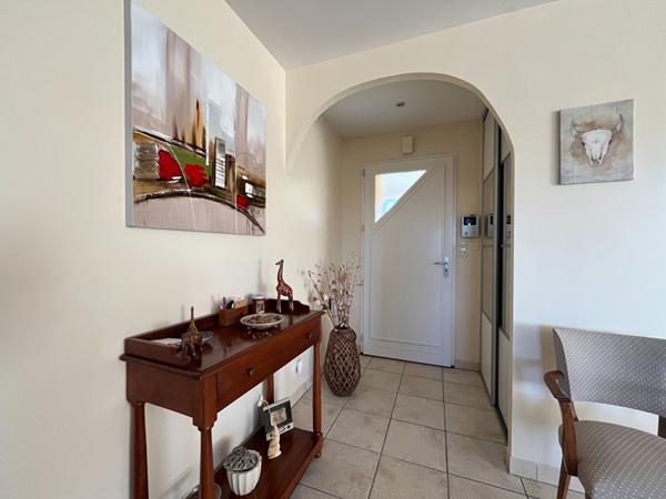 A vendre, aux portes de Périgueux (24000), Jolie Maison de plain-pied sur sous-sol type 5 avec double garage et piscine