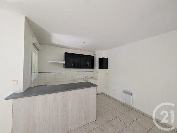 Appartement T3 à vendre  3 pièces - 60 m 2   L ISLE JOURDAIN  - 32