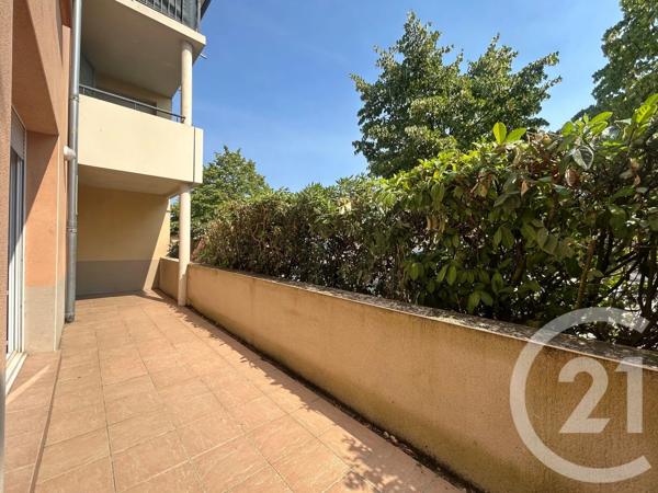 Appartement T3 à vendre  3 pièces - 60 m 2   L ISLE JOURDAIN  - 32