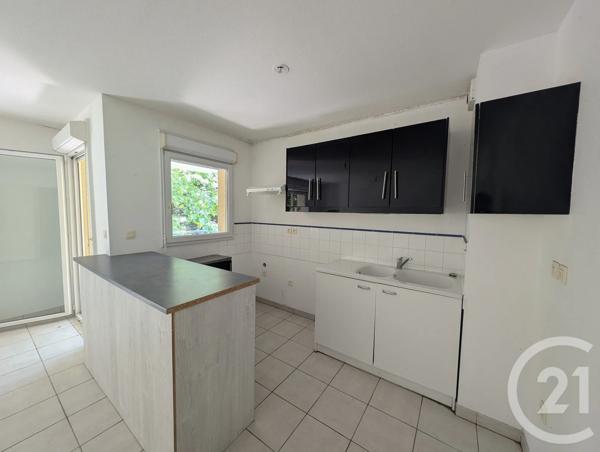 Appartement T3 à vendre  3 pièces - 60 m 2   L ISLE JOURDAIN  - 32