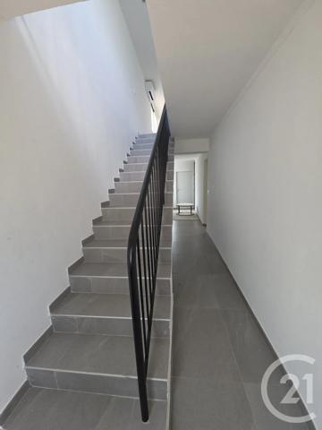 Maison à vendre  7 pièces - 158,05 m 2   RODILHAN  - 30