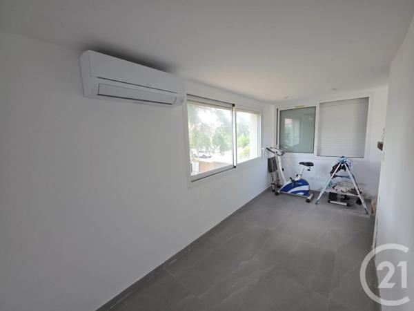 Maison à vendre  7 pièces - 158,05 m 2   RODILHAN  - 30