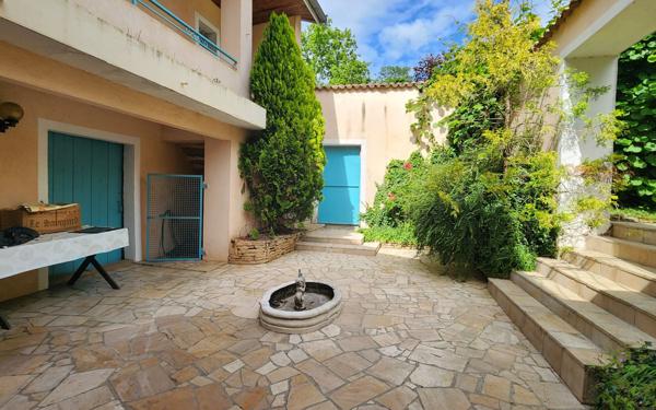 Maison à vendre    5 pièces • 130 m2 Charly