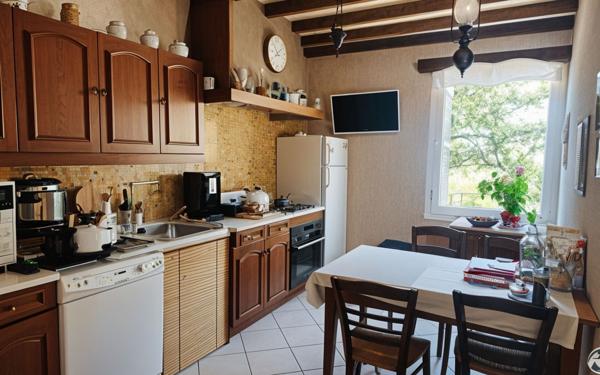 Maison à vendre    5 pièces • 130 m2 Charly