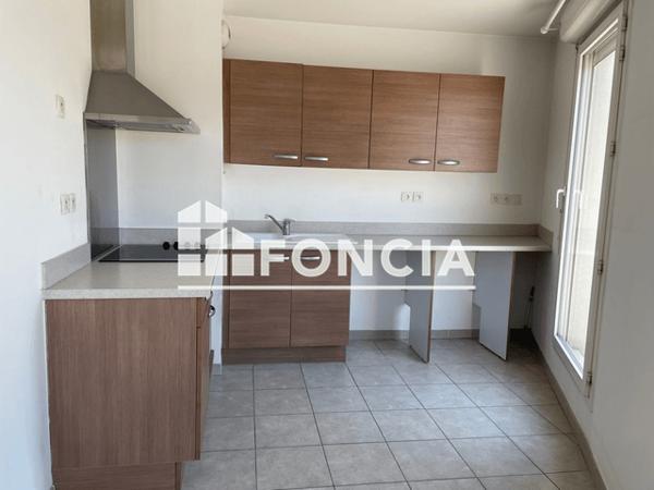 Location Appartement 2 pièces 48.89 m² - 26 AVENUE COROT Marseille 13013